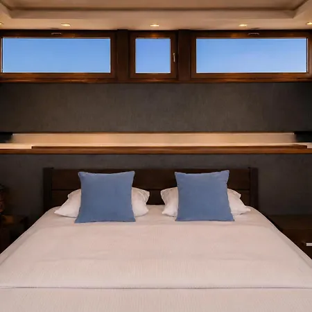 Platinum Penthouse